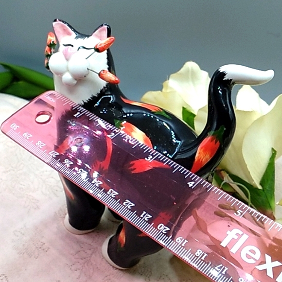 Amy Lacombe 2002 Whimsical Ceramic Cat Hot Chili Peppers - Picture 8 of 10